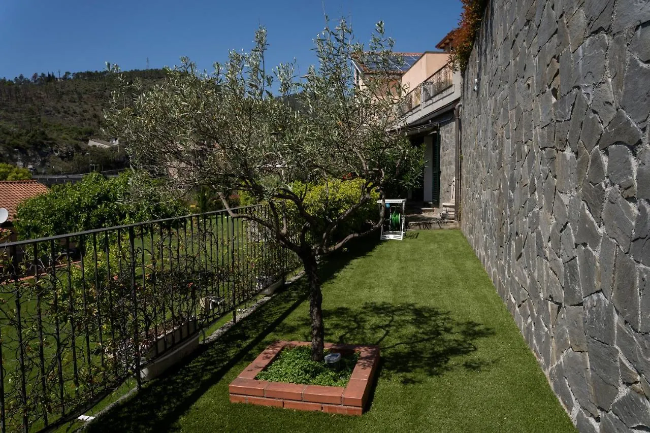 Timo - Villa Luisa: Con Vasca Idromassaggio Privata Casarza Ligure 0*,  Italien